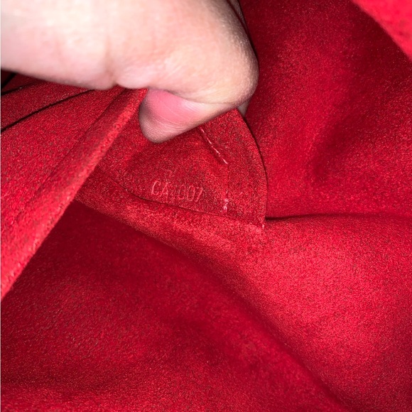 Authentic Louis Vuitton Hampstead MM - Picture 5 of 11